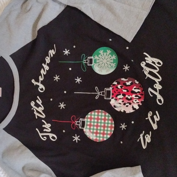 Women's Festive Tshirt - Picture 5 of 7